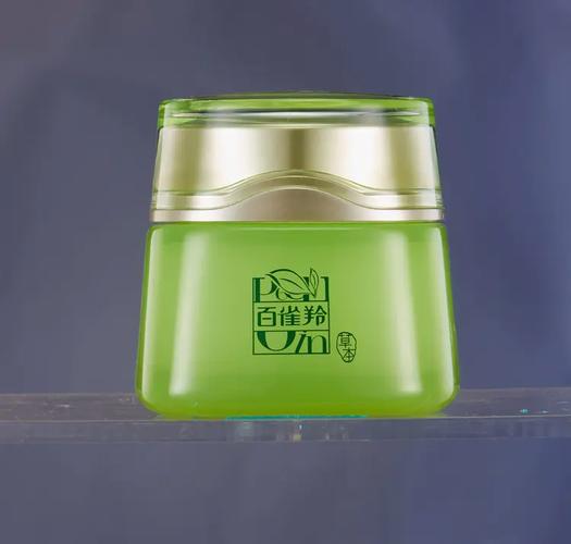 护肤品学员拍摄原图解析 化妆品的视觉表达如何从“随手拍”到“高级感”